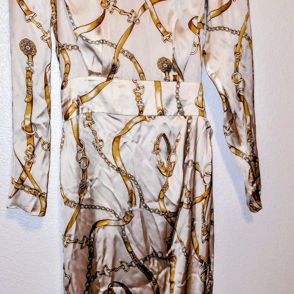 Long Sleeve Chain Print Satin Dress - Cream/Gold - Picture 4 of 9